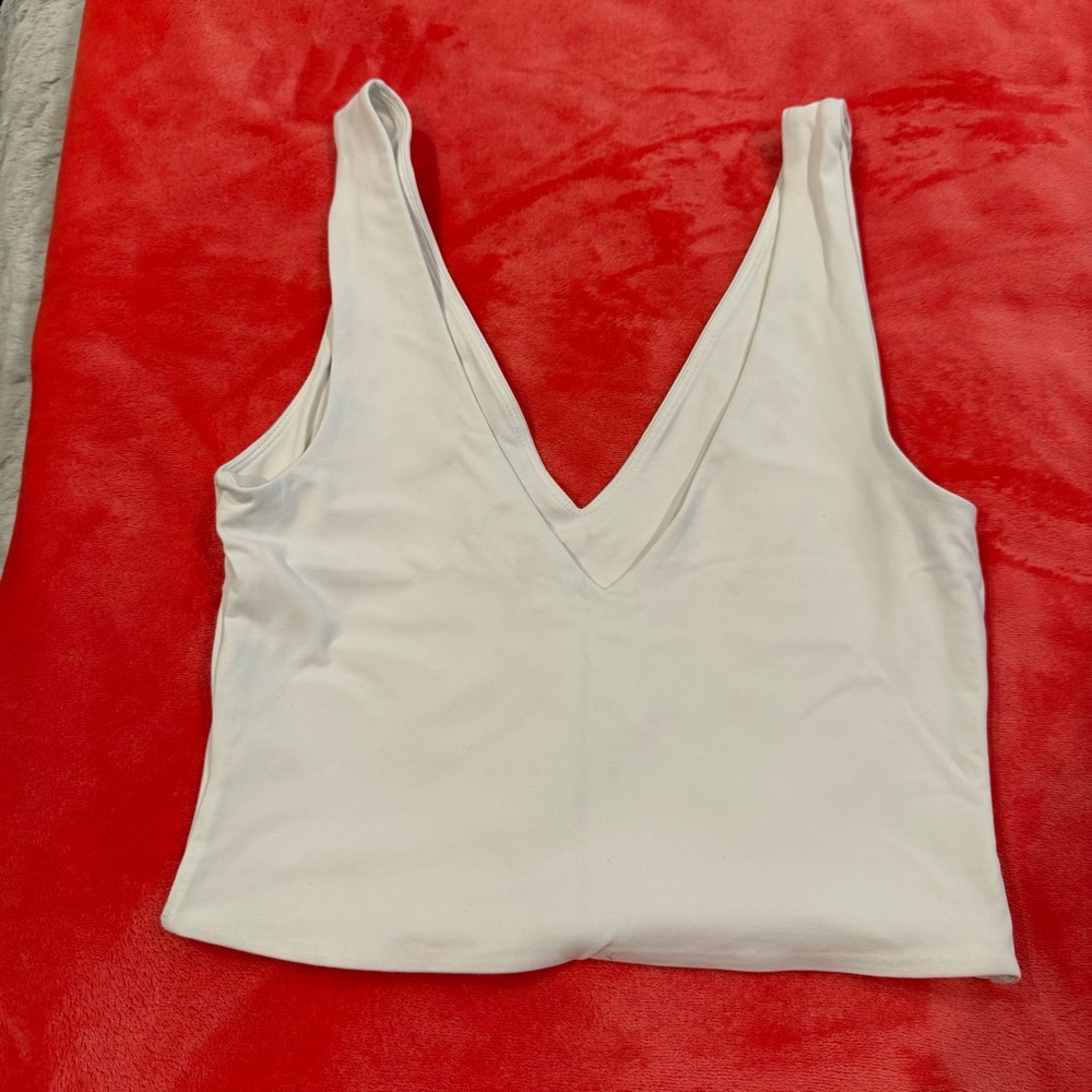 White crop tank top